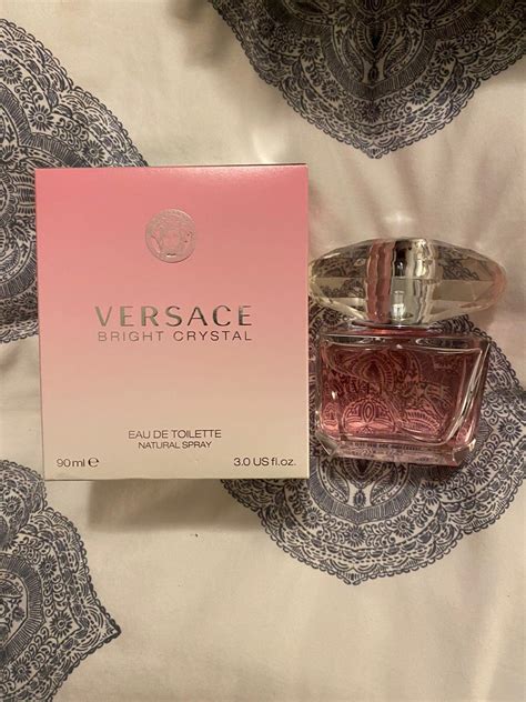 versace women perfume never used.